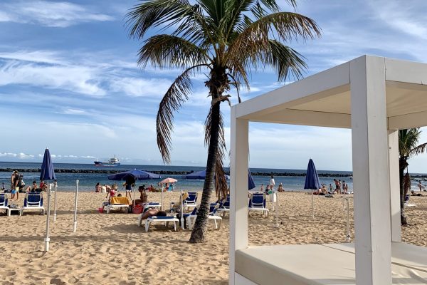 Restaurant at Playa de las Teresitas in Tenerife