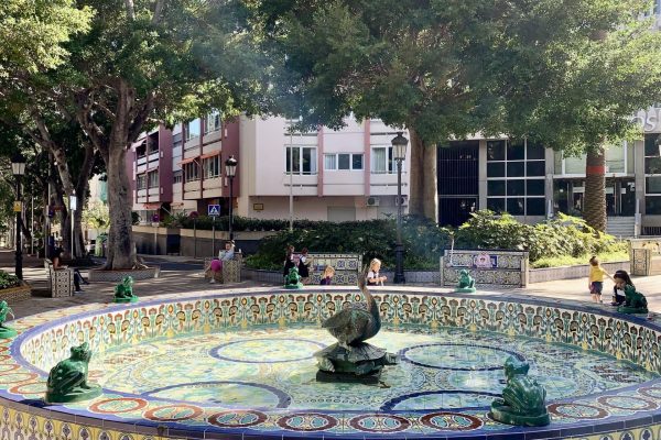 Plaza los patos Santa Cruz de Tenerife